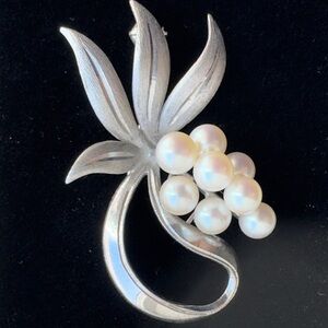 Vintage Sterling Silver Floral Brooch Pin w/ Pearl Bead Cluster